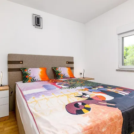 Lovely In With Kitchen Holiday home Medulin